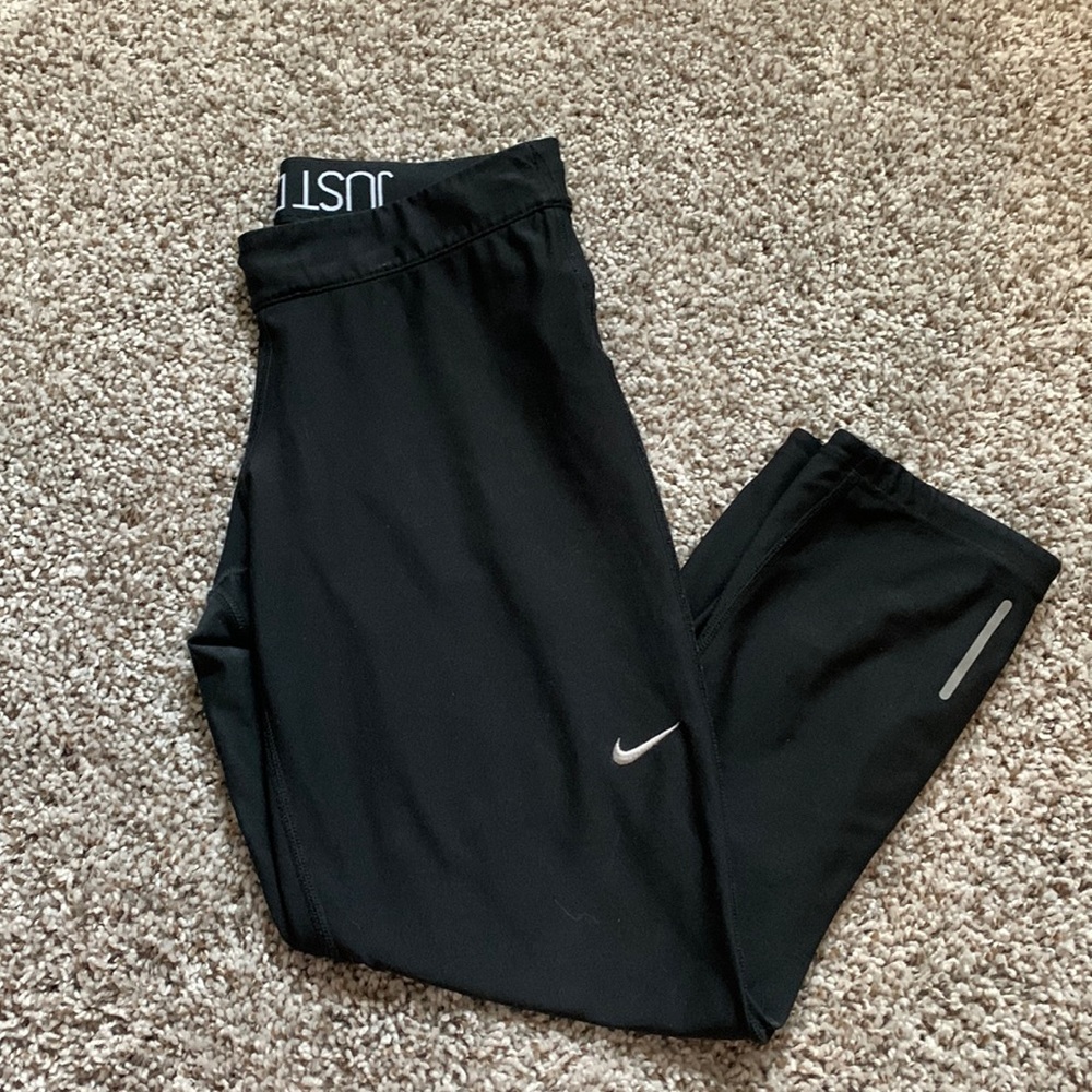 Nike 3/4 length leggings